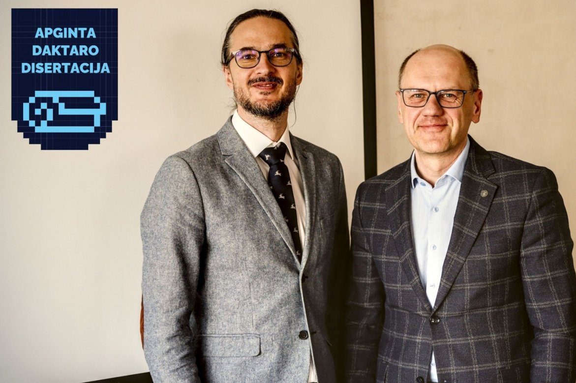 Dr. Mindaugas Kepalas ir mokslinis darbo vadovas prof. dr. Julius Žilinskas