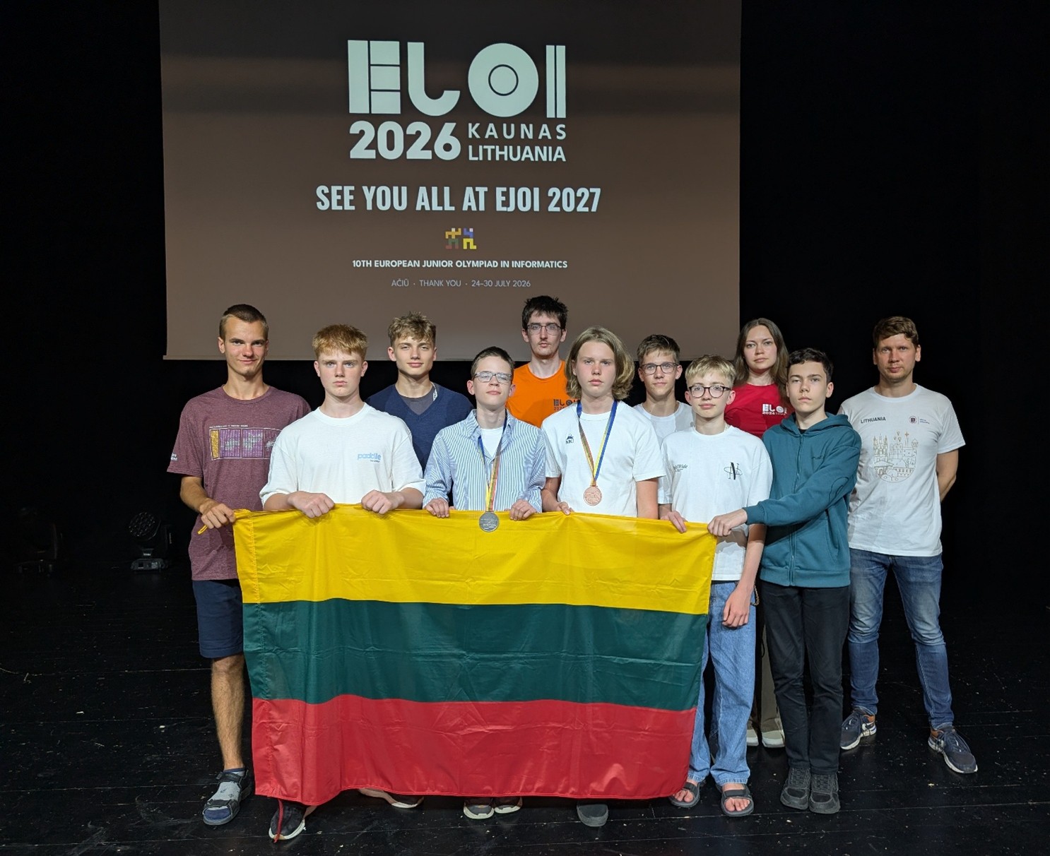 EJOI dalyvauja moksleiviai