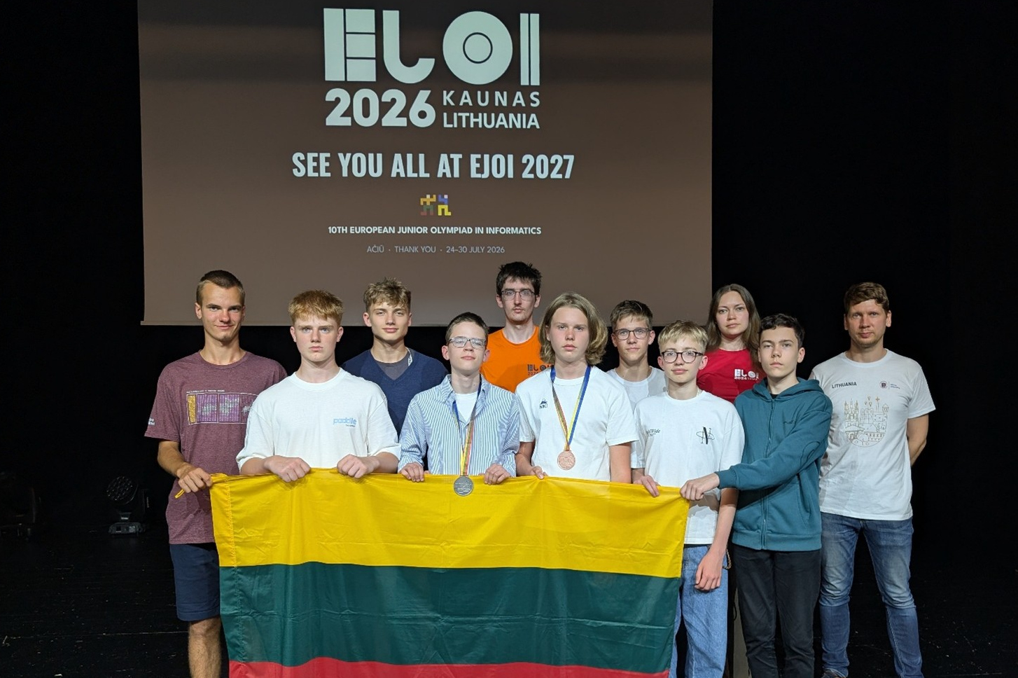 Europos jaunių informatikos olimpiadoje – sidabras ir bronza. Lietuvos moksleiviai sėkmingai pasirodė 10-ojoje Europos jaunių informatikos olimpiadoje (EJOI 2026), vykusioje liepos 24–30 d. Kaune.