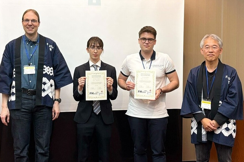 prof. Cyrille Artho (KTH Royal Institute of Technology, Švedija), Shinai Kakishita (Japan Advanced Institute of Science and Technology, JAIST, Japonija) ir Daniel Daukševič (VU MIF), prof. Toshiaki Aoki (Japan Advanced Institute of Science and Technology, JAIST, Japonija)